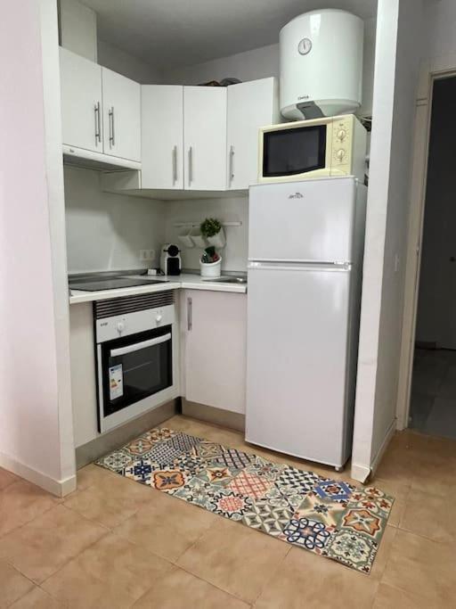 Apartamento Centro De Aguilas. ภายนอก รูปภาพ